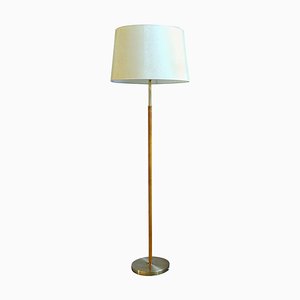 Lampada da terra Mid-Century in ottone e pelle di Atelje Lyktan, Svezia, anni '60