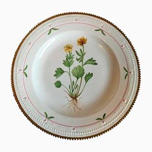 Flora Danica #735/3549 Dinner Plate from Royal Copenhagen, 1938