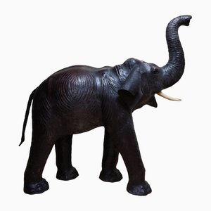 Grande Sculpture Éléphant Antique en Cuir, 1920s