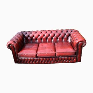Red Leather Chesterfield Settee, 1960s