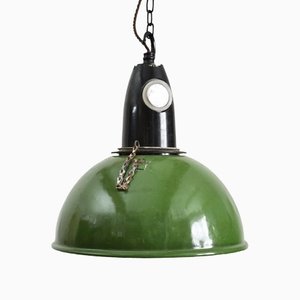 Lámpara colgante soviética industrial en verde, años 50