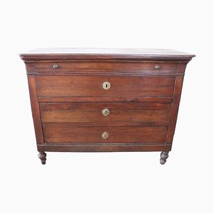 Chest of Drawers in Walnut, 1825s