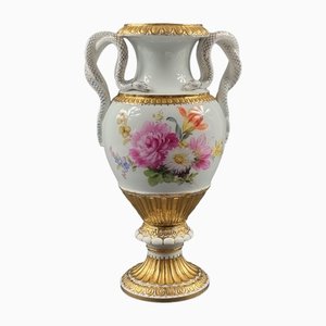 Handbemalte Vase mit Schlangengriffen von Meissen, 20. Jh