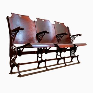 Antike amerikanische 3-Sitzer Schulbank oder Kinobank von Grand Rapid School Furniture, New York, 1890er