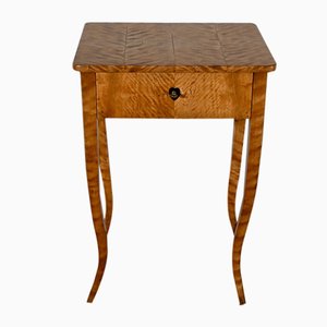 Tavolo da lavoro piccolo in stile Luigi XV in legno chiaro di Ceylon