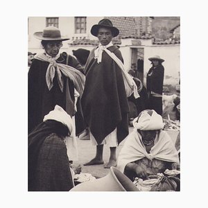 Hanna Seidel, Ecuadorian Market Vendors, Black and White Photograph, 1960s