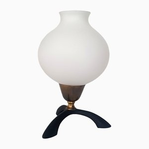 Kleine schwarze Tischlampe aus Opalglas, 1950er