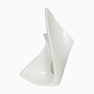 Jarrón italiano escultural de cerámica blanca de Vibi, años 50