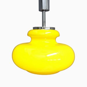 Lámpara colgante italiana de vidrio amarillo, años 70