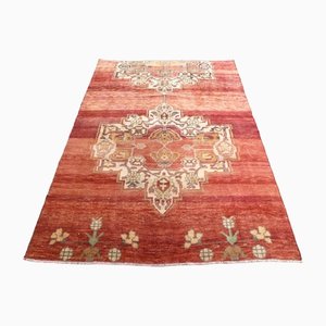 Roter türkischer Vintage Teppich