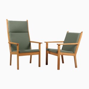 Highback and Lowback Model GE284 Armchairs attributed to Hans J. Wegner for Getama, 1990s, Set of 2