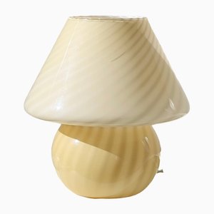 Lámpara de mesa vintage en forma de hongo de cristal de Murano amarillo, años 60