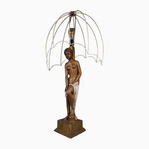 Lampe Figurale avec une Hotte en Forme