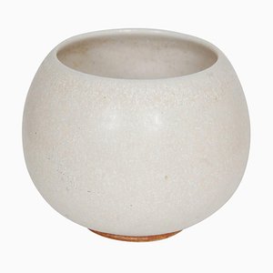 Cuenco pequeño de cerámica con esmalte beige de Saxbo