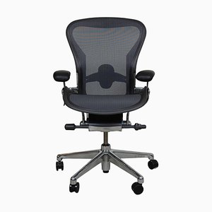 Size B Aeron Office Chair in Black from Herman Miller