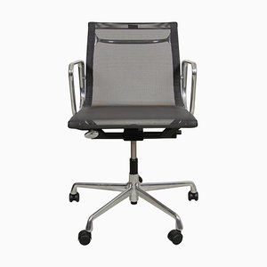 Sedia da ufficio Net Ea-117 grigia di Charles Eames per Vitra