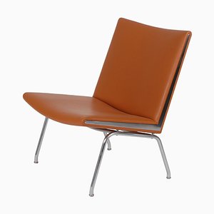 Sedia CH 401 Airport in pelle color cognac di Hans J. Wegner per Carl Hansen & Søn