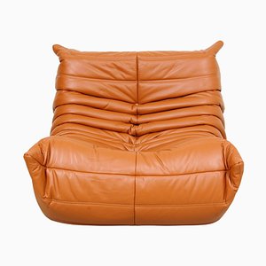 Poltrona Togo in pelle color cognac di Michel Ducaroy per Ligne Roset, anni '70