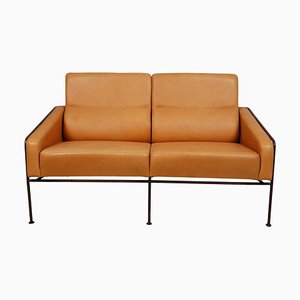 2-Seater Airport Sofa with Cognac Aniline Leather and Brass Frame by Arne Jacobsen for Fritz Hansen, 1960s