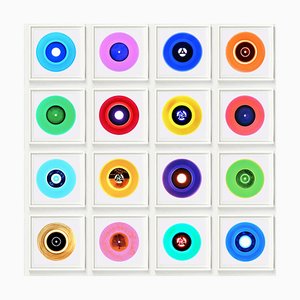 Heidler & Heeps, installazione della collezione di vinili, fotografie a colori, 2017, set di 16