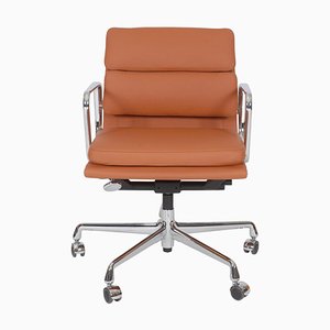 Ea-217 Bürostuhl aus cognacfarbenem Leder von Charles Eames für Vitra