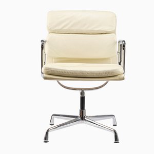Vintage Ea208 Soft Pad Management Stuhl aus cremefarbenem Leder von Charles & Ray Eames für Vitra, 1990er