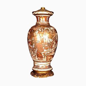 Lámpara de mesa estilo Luis XV de porcelana, siglo XIX