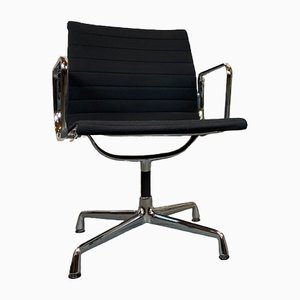 Aluminium Ea 108 Stuhl aus Aluminium von Charles & Ray Eames Office Chair für Vitra, 1998