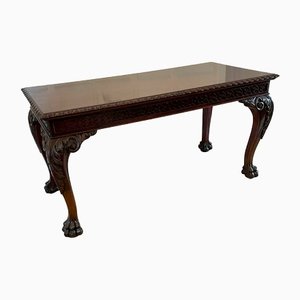 Großer freistehender antiker viktorianischer Tisch aus geschnitztem Mahagoni, 1860er