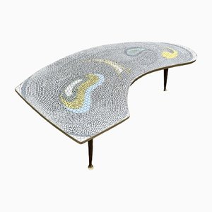 Tavolino a forma di fagiolo con mosaico, anni '50