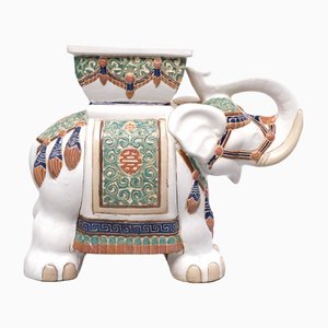 Vaso grande a forma di elefante, Cina, anni '70