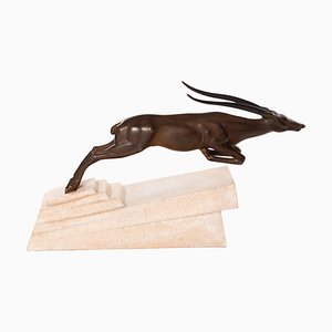 Max Le Verrier, Art Deco Antilope, Bronze auf Steinsockel, 1920er