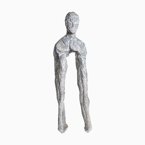 Christofer Kochs, Abstract Chimera Skulptur in Grau-Weiß, 2017, Bemaltes Holz