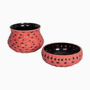 Italian Modern Coral & Black Murano Glass Bowls with Battuto Decor attributed to Afro Celotto, 2002, Set of 2