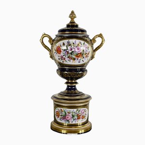 Covered Vase in Valentine Porcelain, Saint-Gaudens, Mid-19th Century