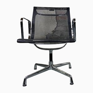 Aluminium Ea 108 Stuhl aus Aluminium von Charles & Ray Eames für Vitra, 1992