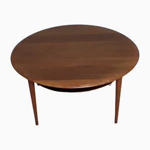 Table Basse Minerva Ronde en Teck avec Compartiment de Rangement en Roseau par Peter Hvidt & Orla Molgaard-Nielsen pour France & Son, 1960s