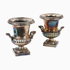 Vasen aus versilbertem Metall, Europa, 19. oder 20. Jahrhundert, 2er Set