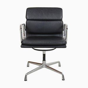 Ea-208 Softpad Chair aus schwarzem Leder & Chrom von Charles Eames für Vitra, 1990er