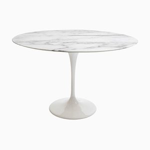 Tavolo da pranzo Tulip in marmo Arabesco di Eero Saarinen