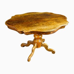 Tavolino in quercia, inizio XX secolo