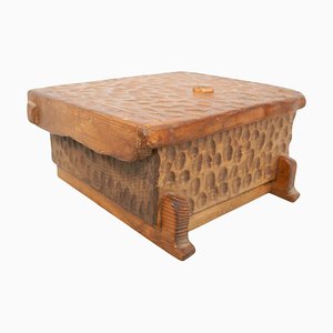 Caja de madera tallada a mano al estilo de Alexandre Noll