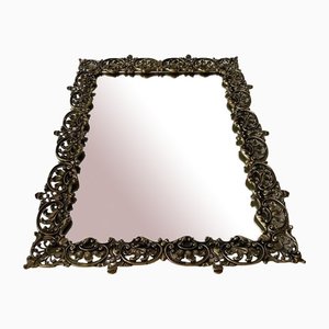 Espejo rectangular con marco floral de latón, años 50