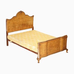 Cama Burr de nogal de Waring & Gillows para Harrods London, años 50