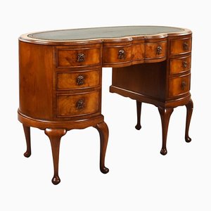 Bureau en Forme de Haricot en Noyer, 1920s