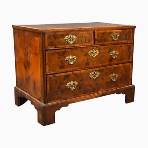 Early 18th Century English Walnut Oyster Veneer Chest of Drawers