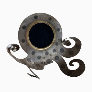 Espejo calamar brutalista de acero y latón, años 60