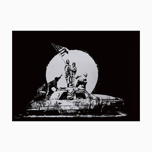 Banksy, Flag (argento), 2006, Serigrafia