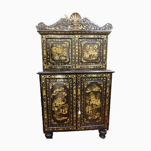 Anglo-Chino Black and Golden lacquer Cabinet, 1800s
