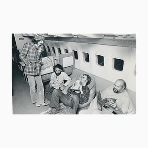 Fotografia di Henry Grossman, George Harrison & Plane, in bianco e nero, anni '70